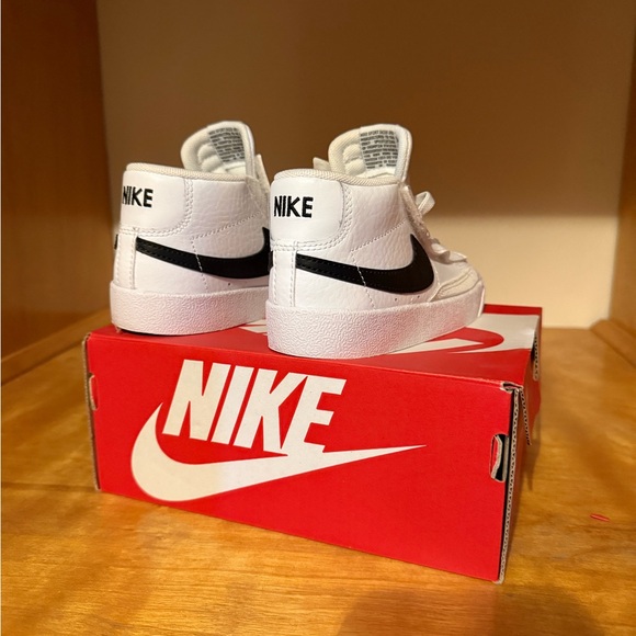 Nike Kids Blazer Mid Shoes - Picture 4 of 6